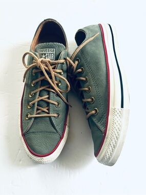 Converse Women's size 8  Low Top Sneakers - Army or Olive Green Red trim VGUC